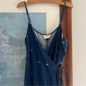 Universal Thread true wrap dress